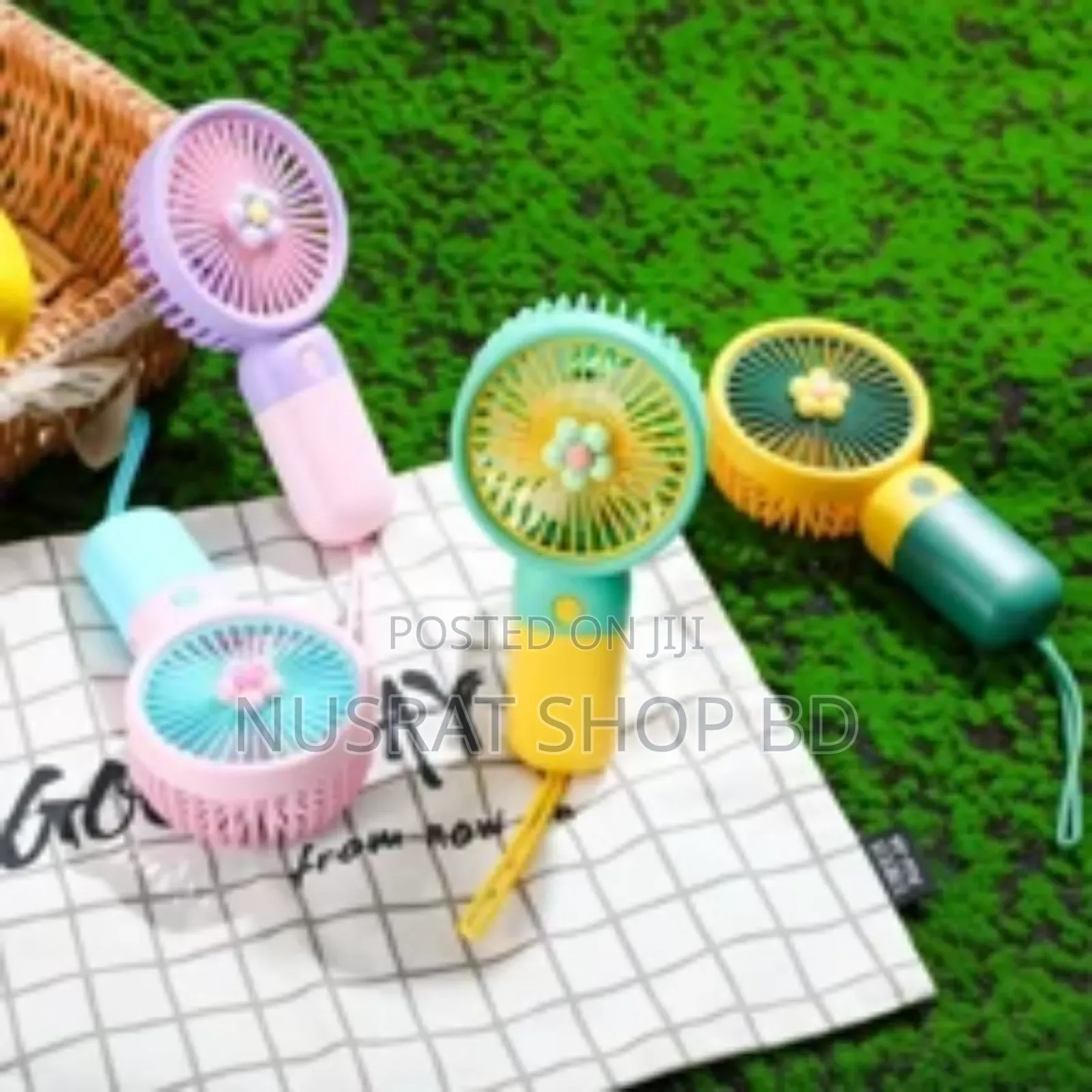 Usb Rechargeable Sports Pocket Mini Fan With Lanyard
Code : 10556