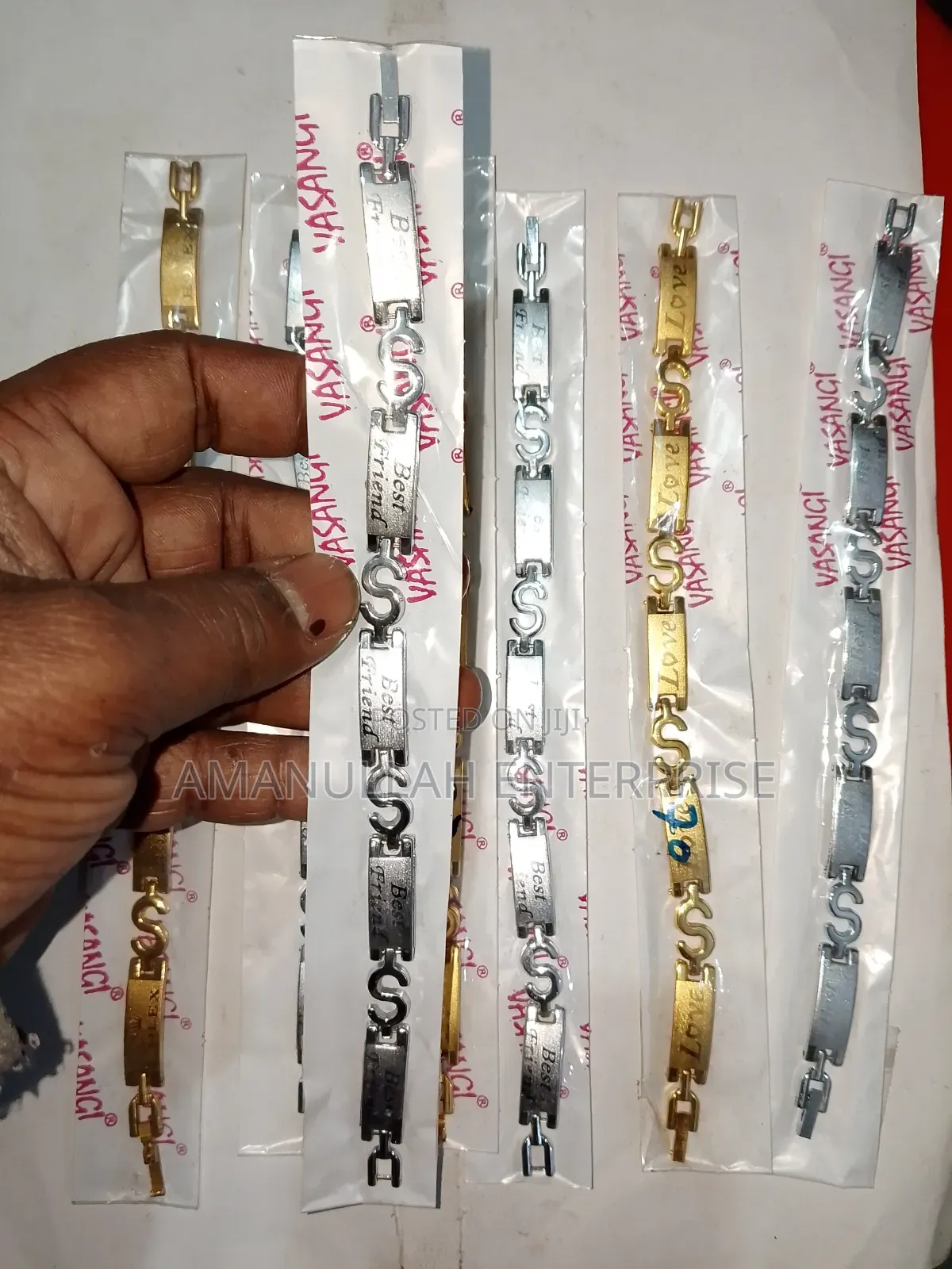 অনলাইনে কিনুন S-Link গোল্ড ও সিলভার প্লেটেড ব্রেসলেট | Vasangi Jewelry (১ পিস)