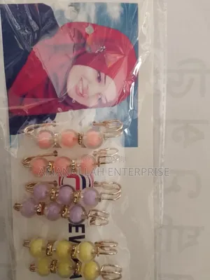 Buy Decorative Faux Pearl Safety Brooch Pins Set (04 Pcs)