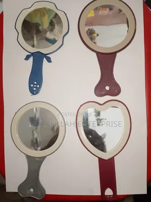 হ্যান্ডহেল্ড মেকআপ মিরর - ক্লাসিক বারগান্ডি ভ্যানিটি মিরর (০৬ পিস)