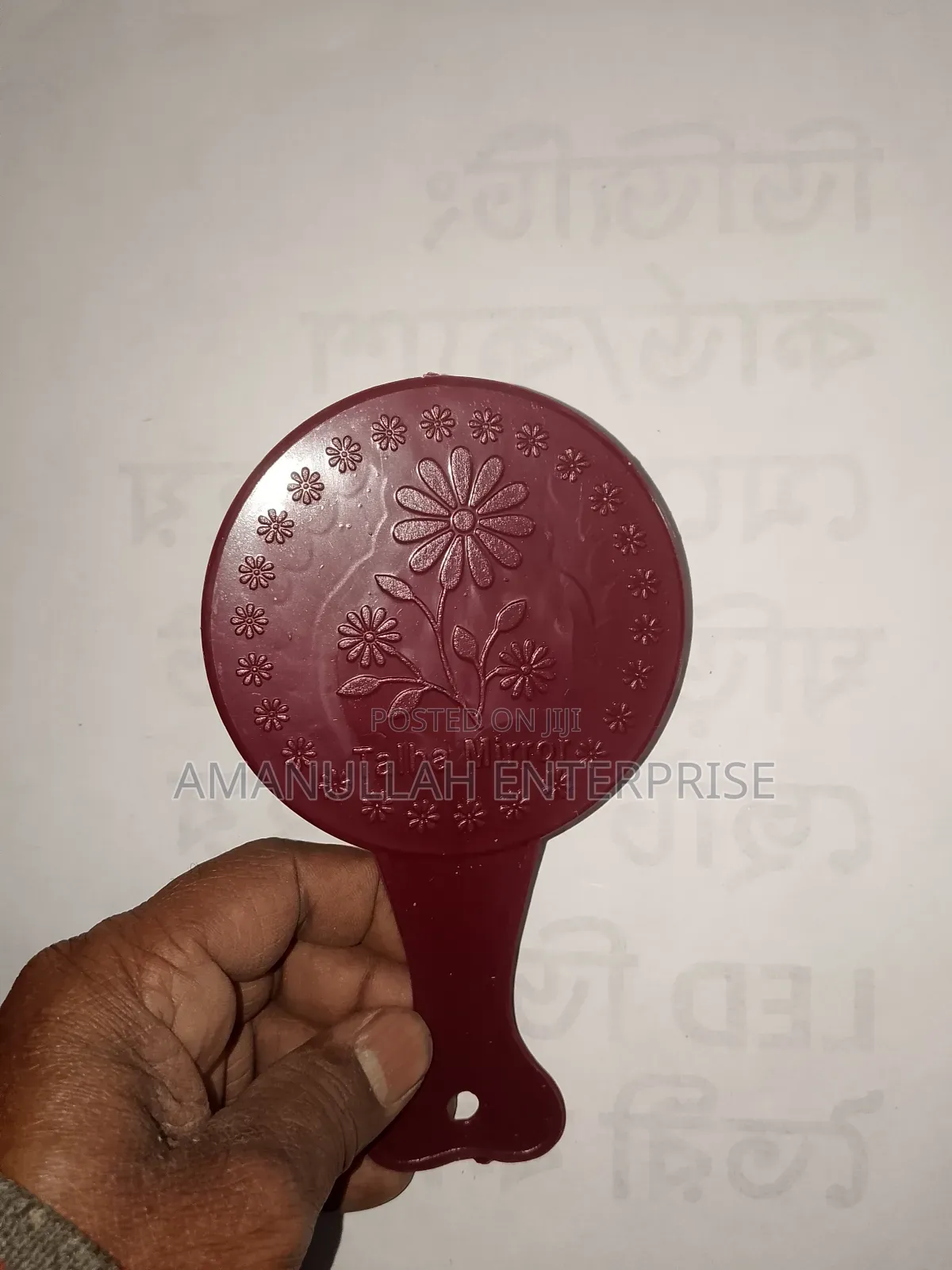 হ্যান্ডহেল্ড মেকআপ মিরর - ক্লাসিক বারগান্ডি ভ্যানিটি মিরর (০৬ পিস)