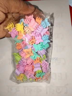 Mini Butterfly Hair Clips | Colorful Y2k Hair Accessories (20 Pcs)