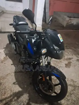 Bajaj Avenger 150 Street 2019 Black