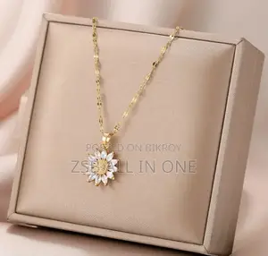 Regal Love Gift Combo