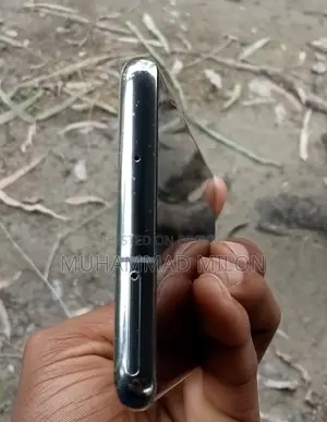 Samsung Galaxy S10 128 GB White