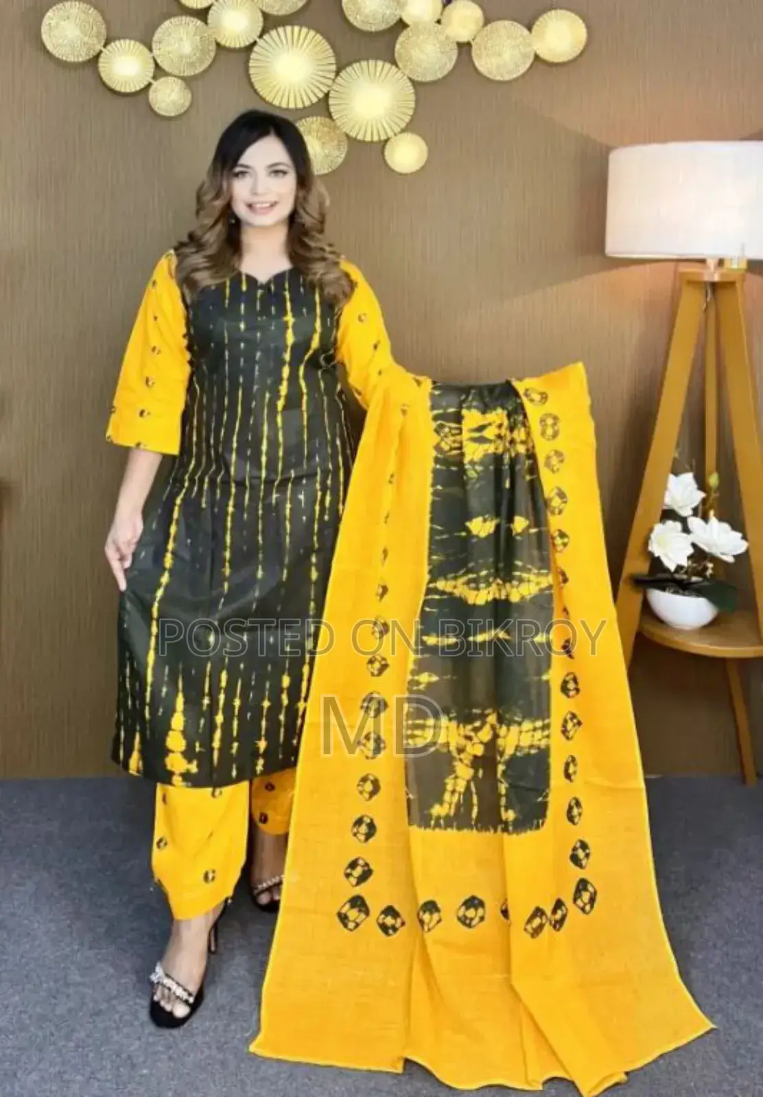 দেবদাস আনস্টিচ প্রিমিয়াম কটন বাটিক থ্রি-পিস জামা + ওড়না + প্যান্ট