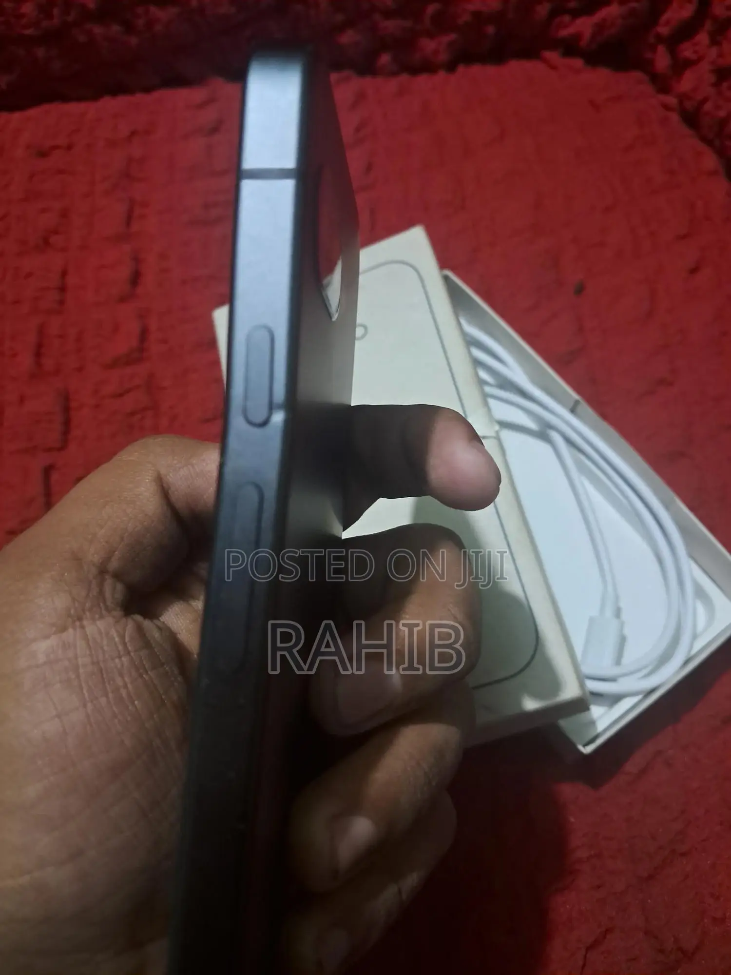 EL 6C 8 GB Black