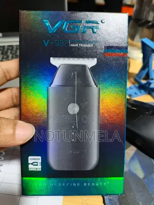 VGR V-932 প্রফেশনাল রিচার্জেবল পকেট হেয়ার ট্রিমার