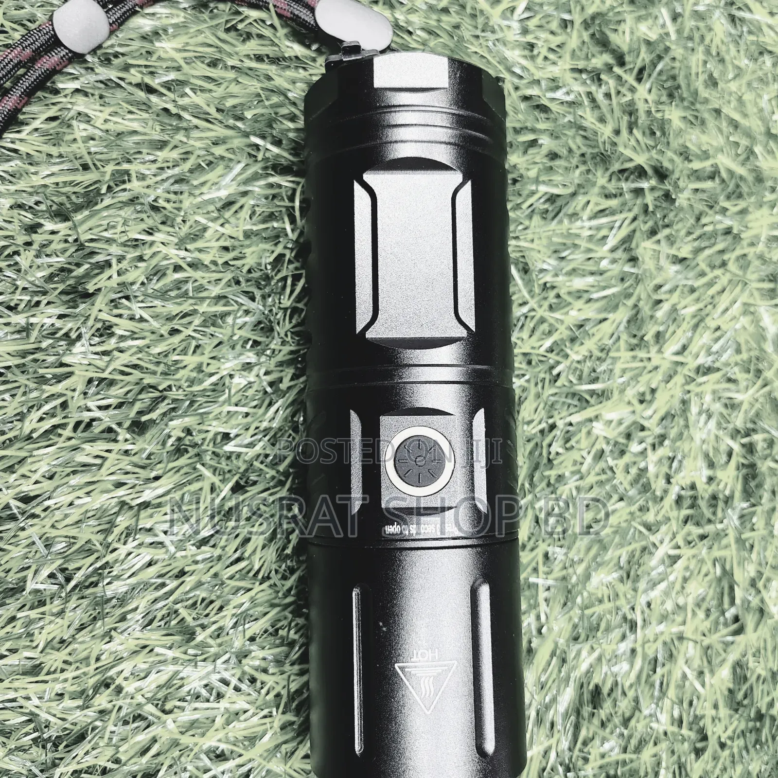 Zoom Led Flashlight
Code : 9000