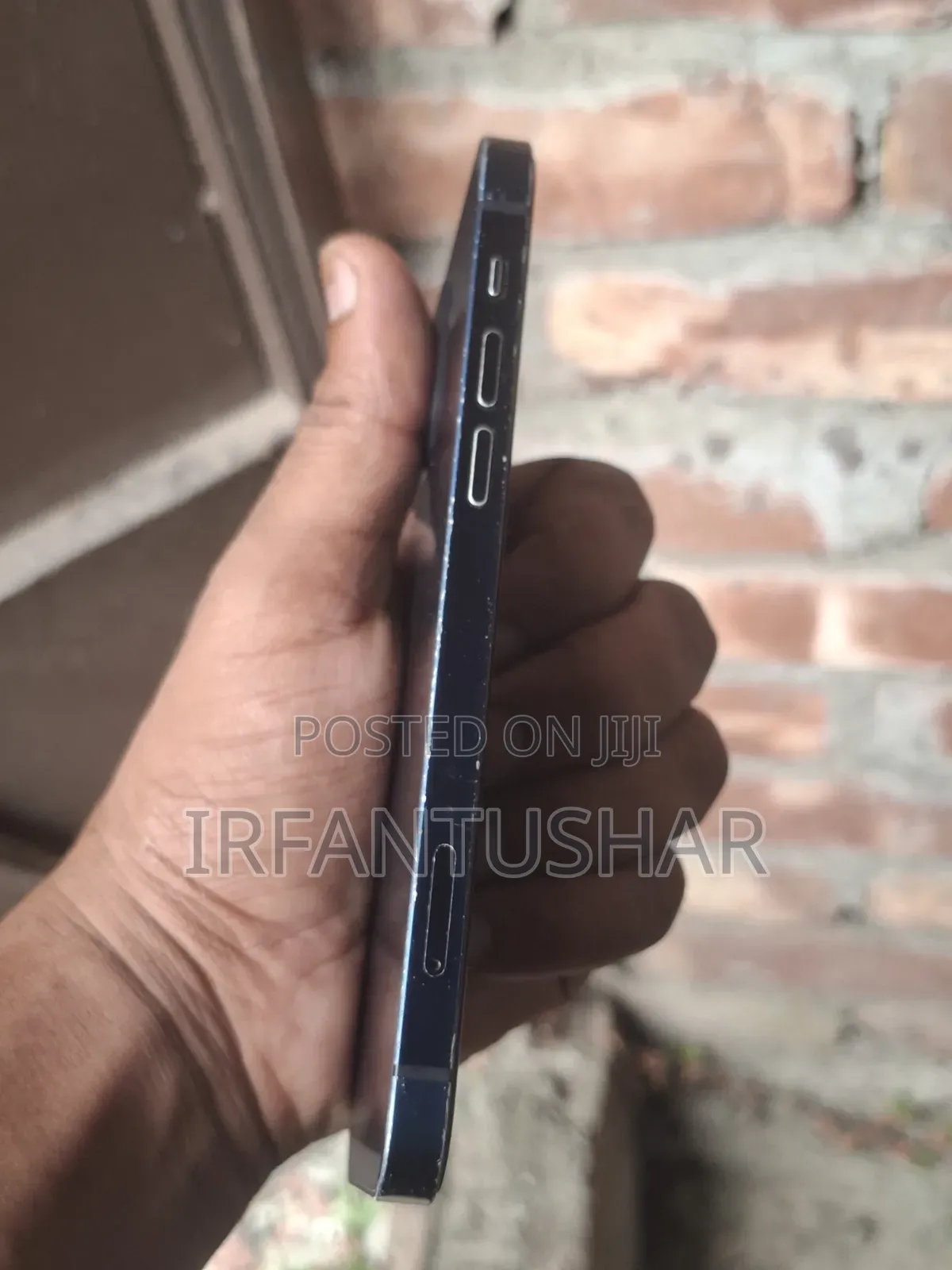 Apple iPhone 12 64 GB Black