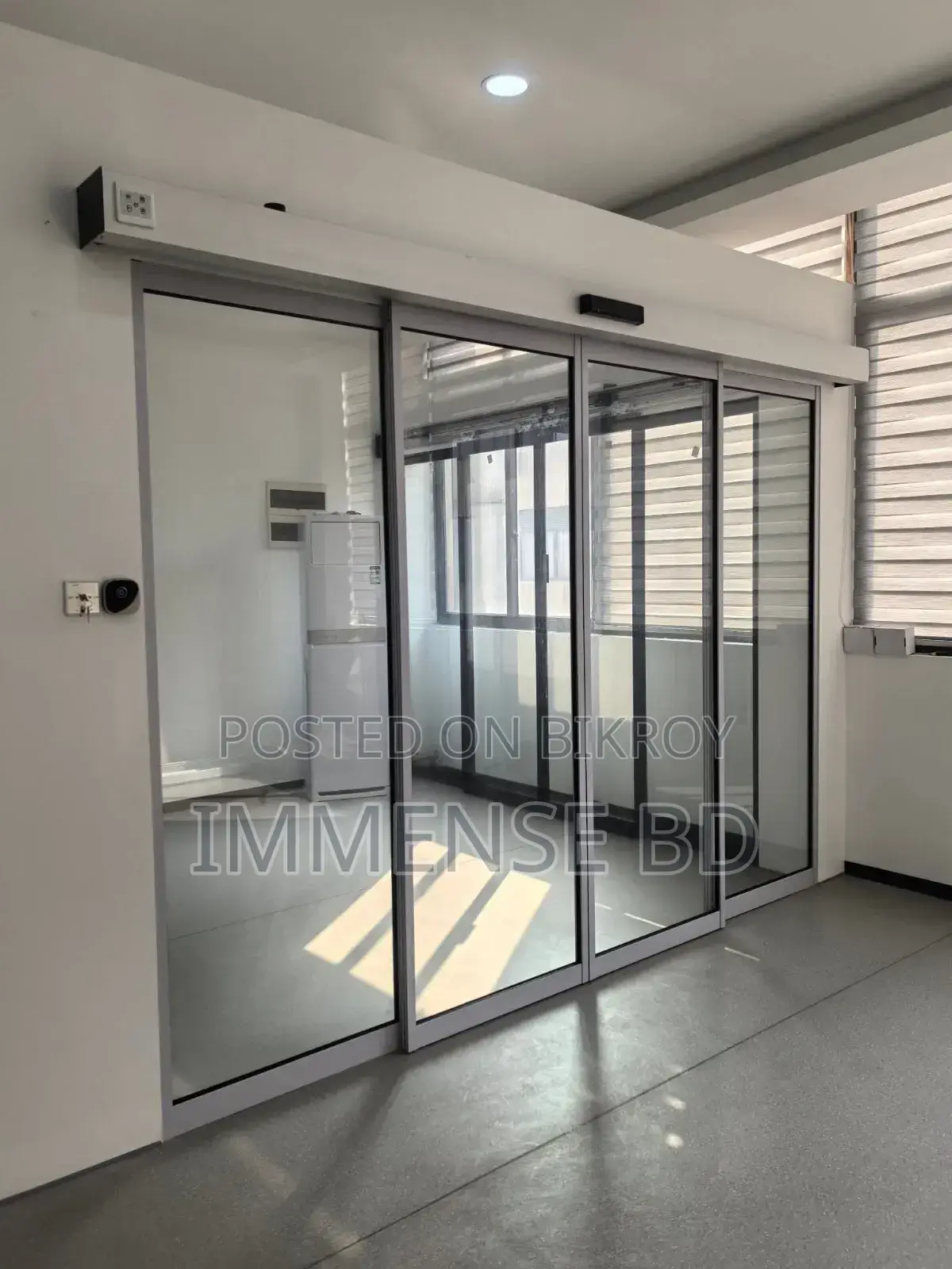 Sensor Door