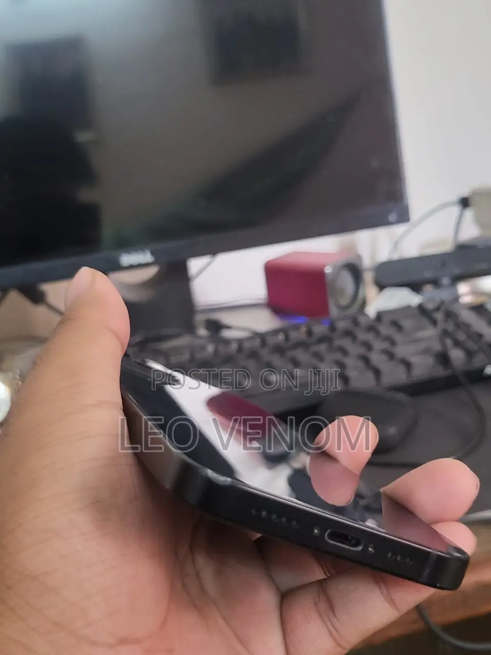 New Apple iPhone 13 256 GB Black
