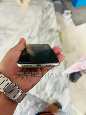 Apple iPhone X 64 GB White