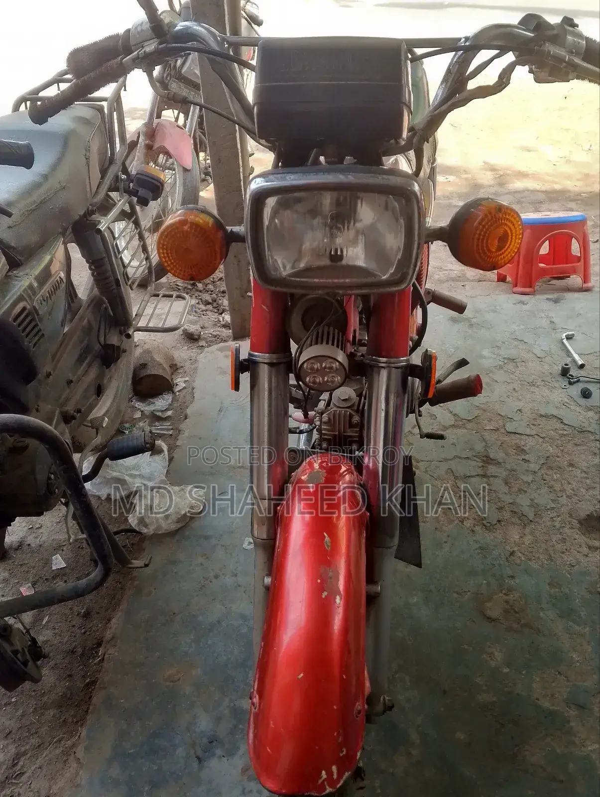 Honda 1999 Red