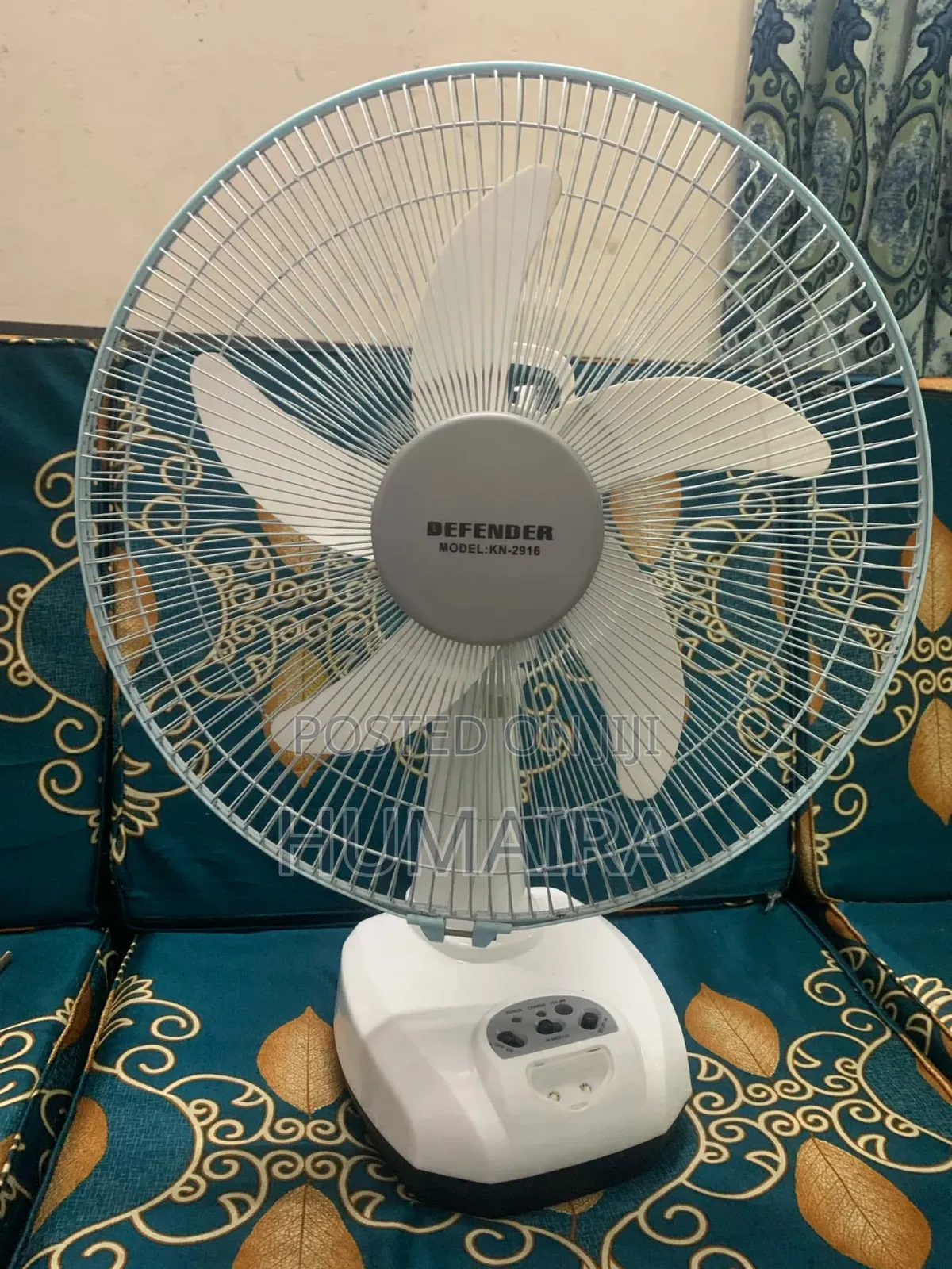 Defender রিচার্জেবল ফ্যান