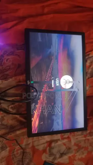 19 Inch Universal Monitor for Sale
