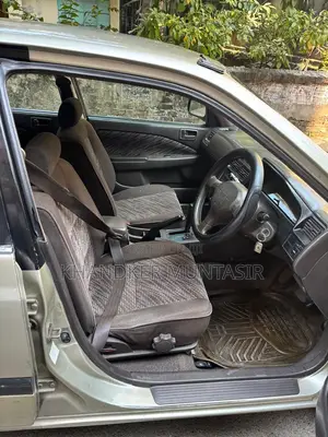 Toyota Corona Premio 1.6 FWD 1997 Gold
