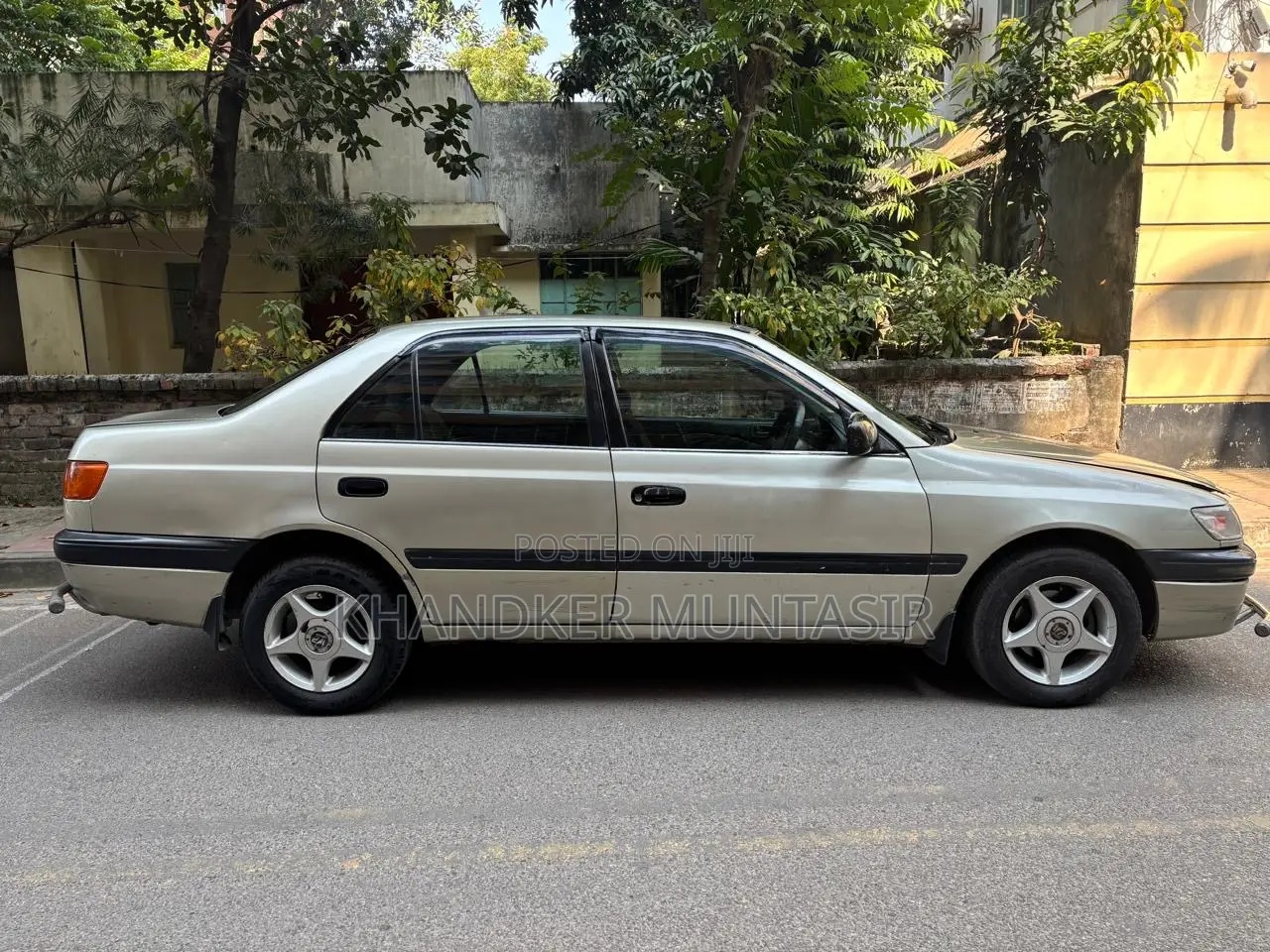 Toyota Corona Premio 1.6 FWD 1997 Gold
