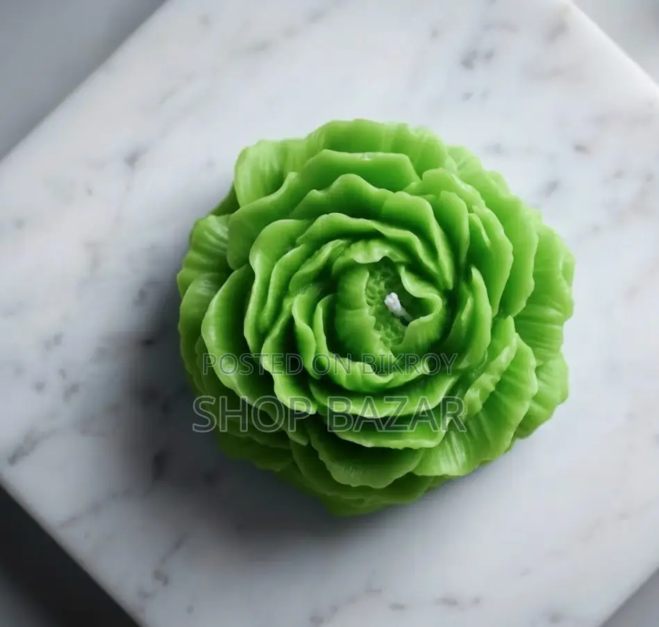 Premium Flower-Shaped Candle – Elegant Decor Item