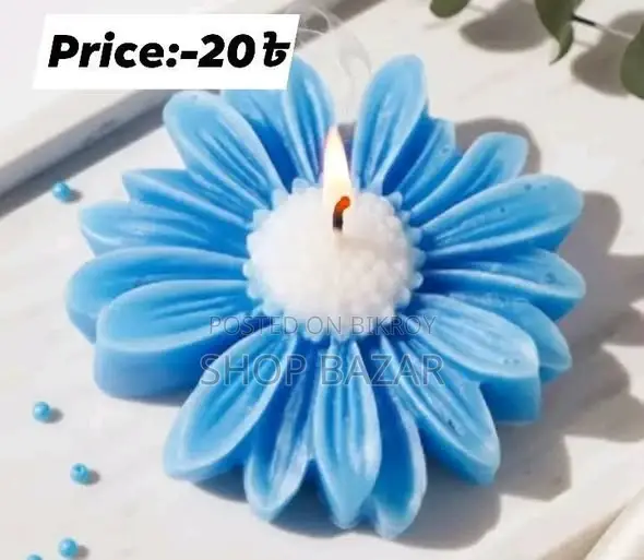 Premium Flower-Shaped Candle – Elegant Decor Item