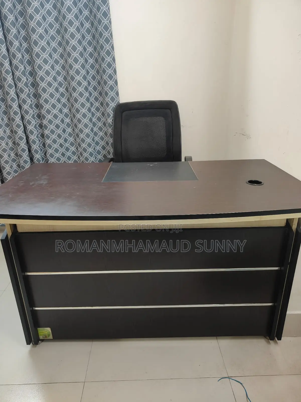 Office Desk