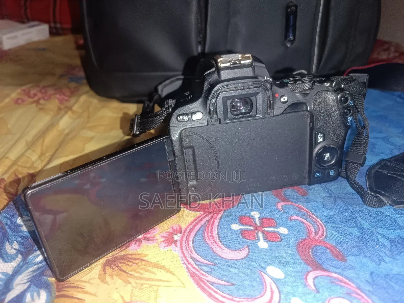 Canon 200d Camera + 18-55 Lens - Read Details Carefully
