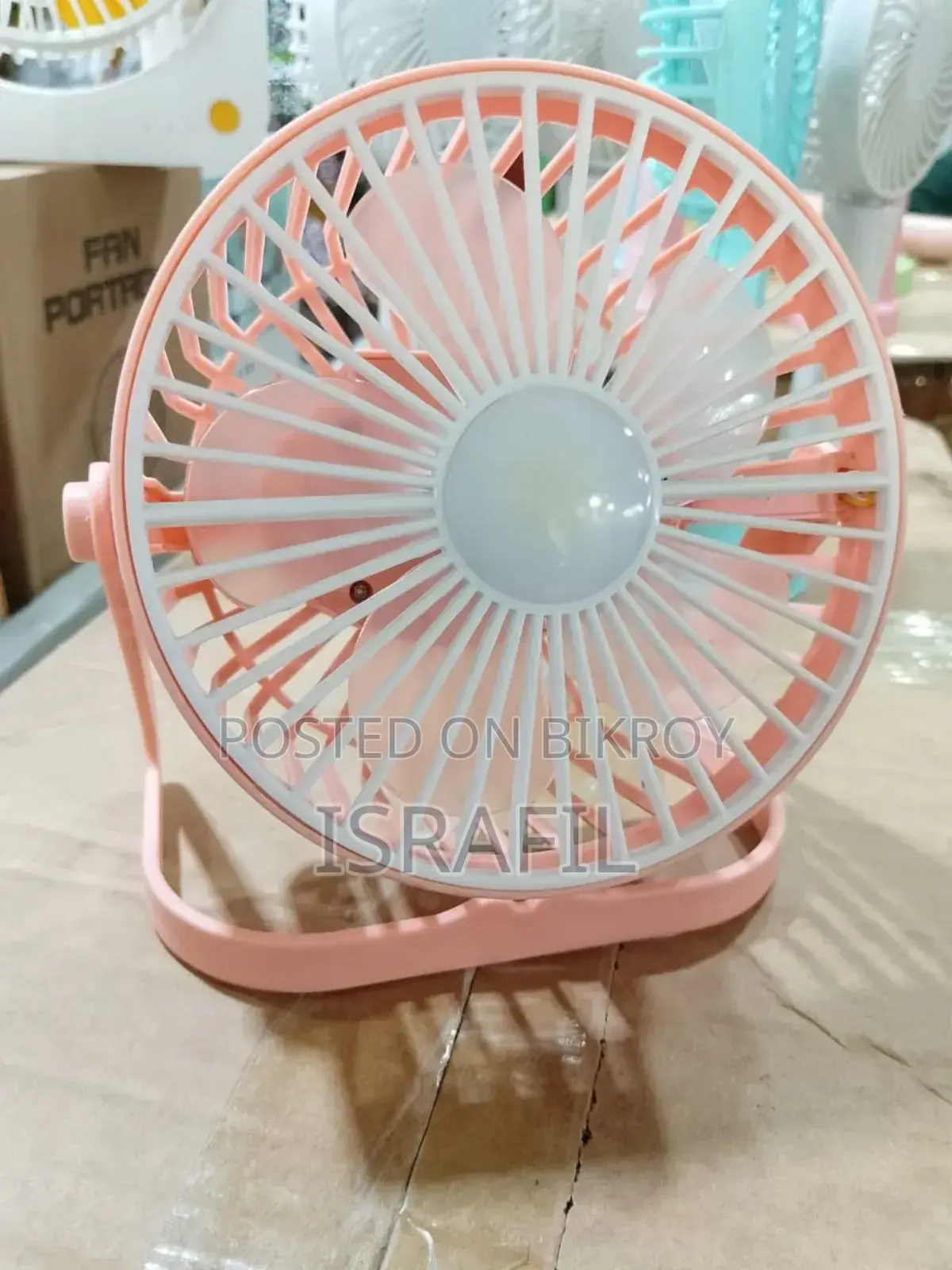 Yt M2030 রিচার্জেবল মিনি ফ্যান উইথ লাইট 