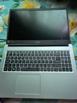 Laptop Acer Aspire 3 A315-23 8GB AMD Ryzen 3 HDD+SSD 1T