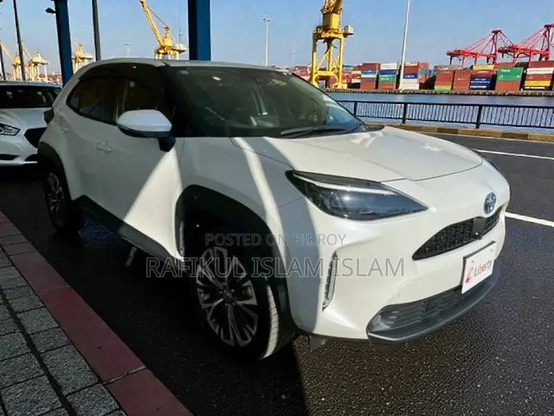 Toyota Yaris Cross 2021 Pearl
