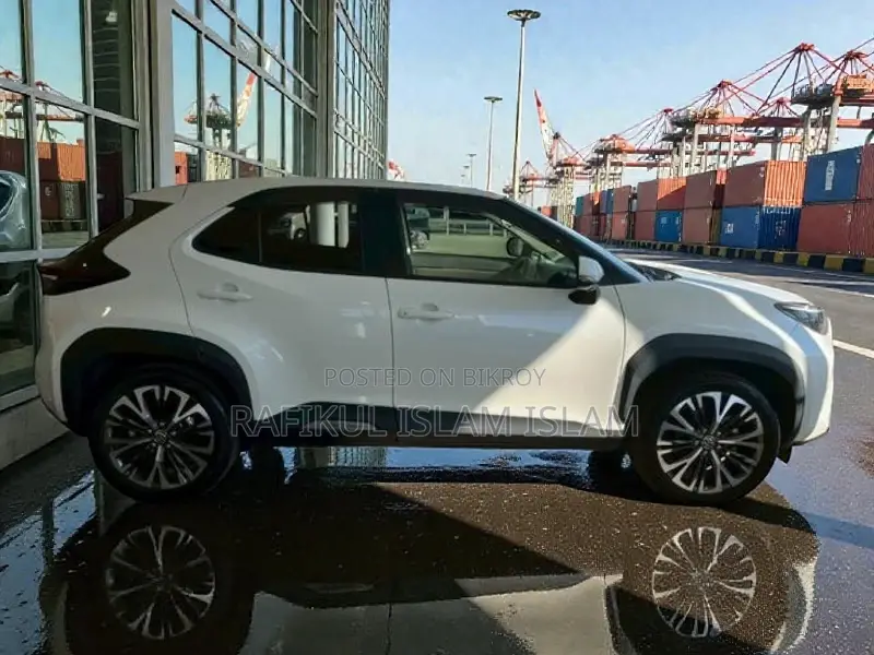 Toyota Yaris Cross 2021 Pearl