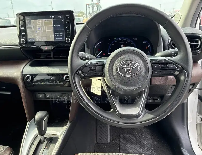 Toyota Yaris Cross 2021 Pearl