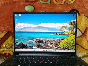 Laptop Lenovo ThinkPad E14 Gen 5 8GB Intel Core I5 HDD 512GB