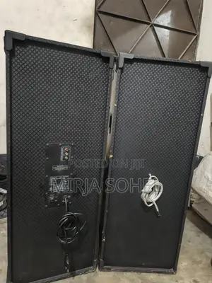 8" Speaker Box