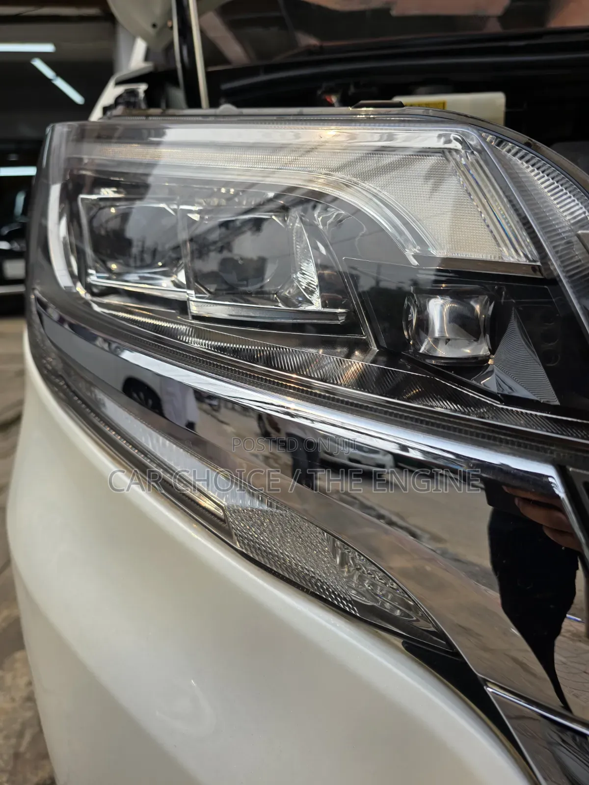 Toyota Esquire 1.8 FWD Hybrid (7 Seater) 2018 Pearl