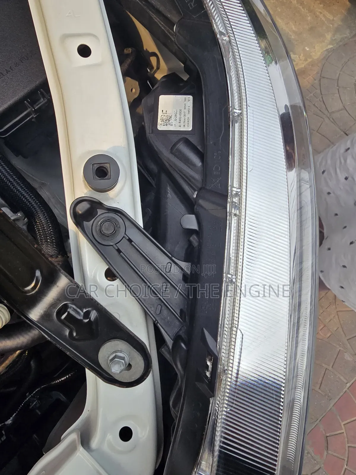 Toyota Esquire 1.8 FWD Hybrid (7 Seater) 2018 Pearl
