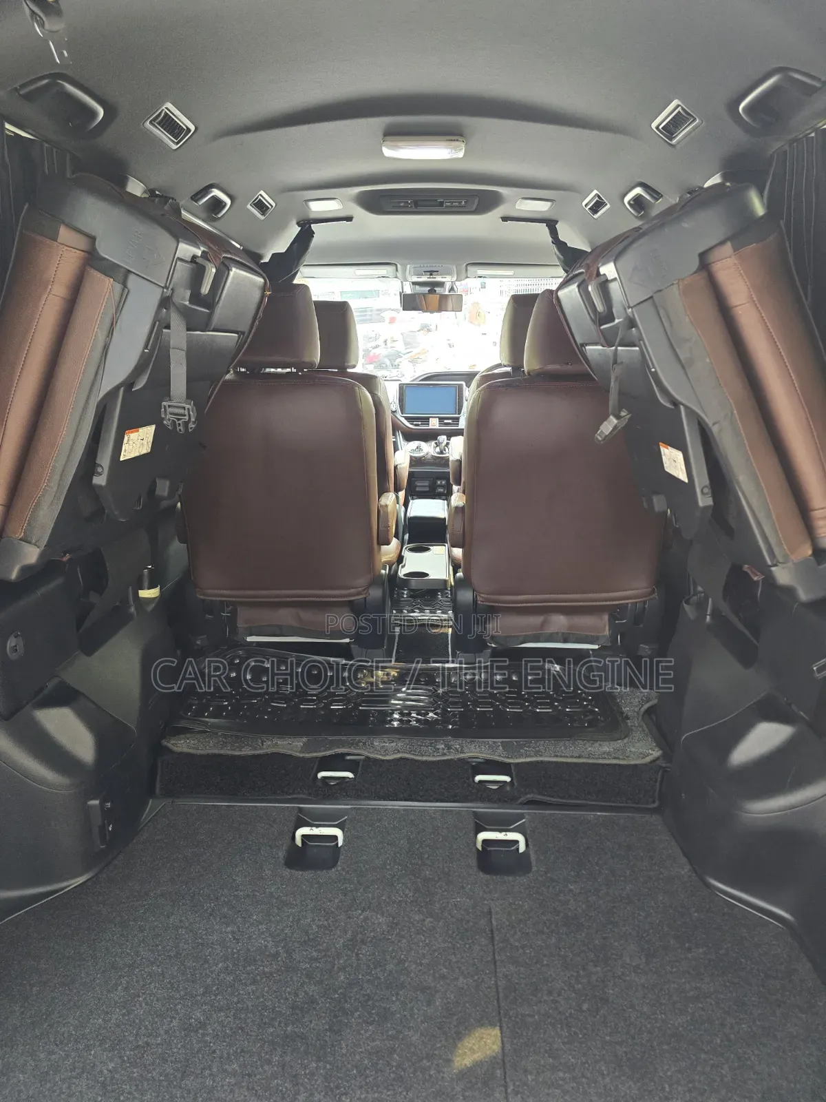 Toyota Esquire 1.8 FWD Hybrid (7 Seater) 2018 Pearl