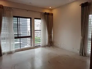 4bdrm Apartment in Gulshan for Rent
