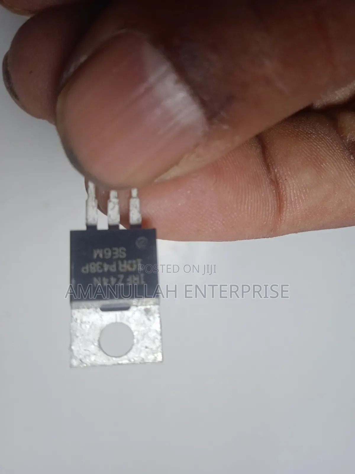 Mosfet Irf Z44n