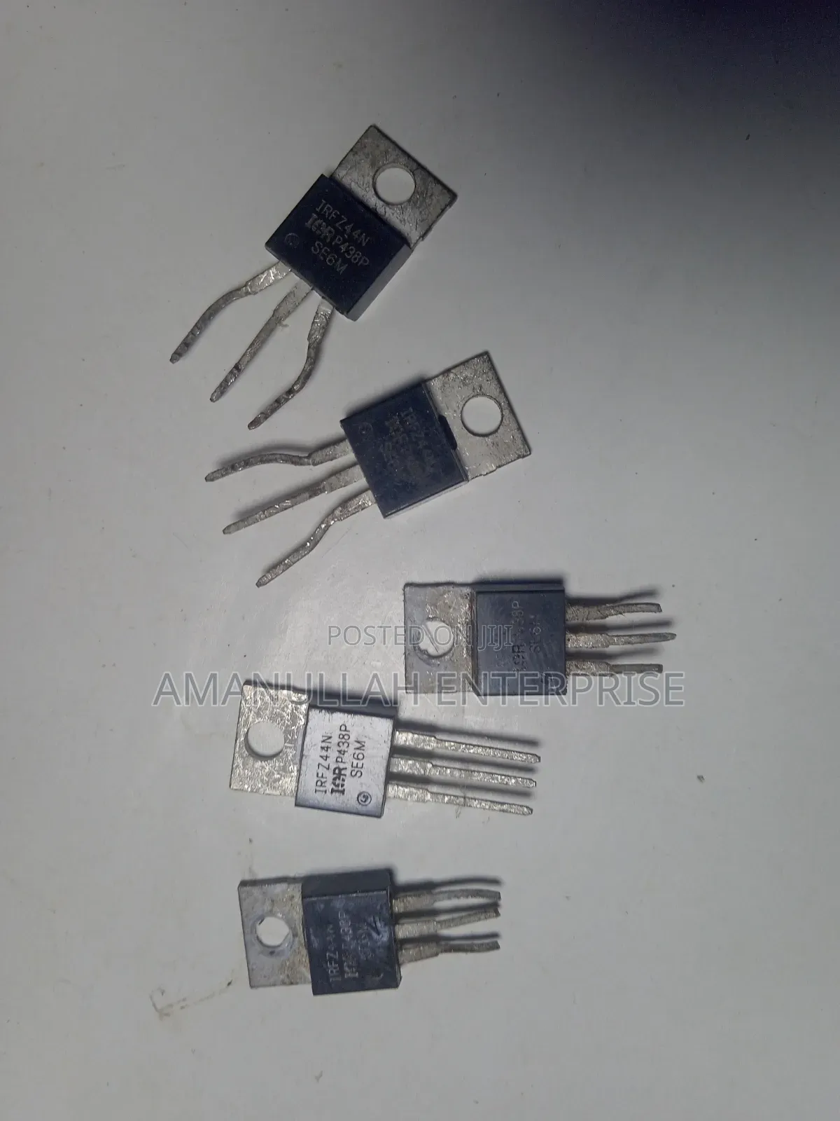 Mosfet Irf Z44n