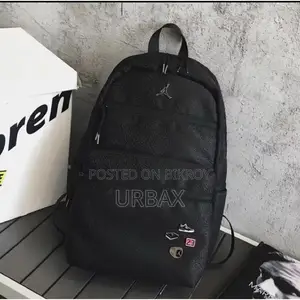 Nike Jordan Varsity Backpack: Classic Design, Everyday Comfort.