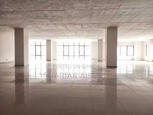 Exclusive 4040 SqFt Commercial Floor Rent In GULSHAN 2