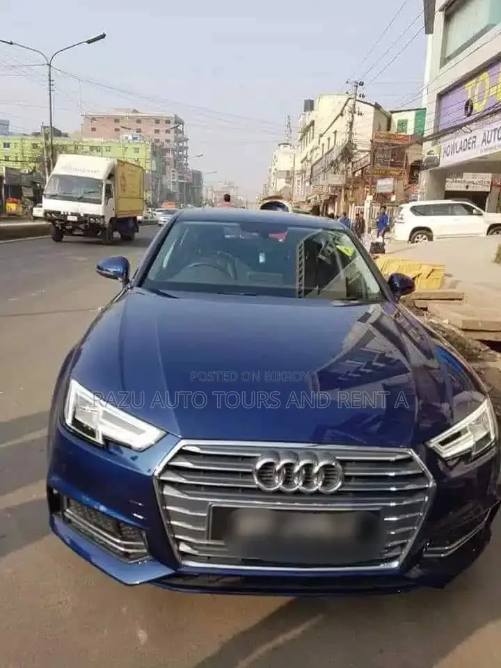 ভাড়ার জন্য Audi