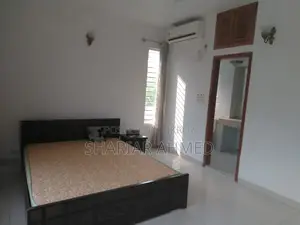 গুলশান, ঢাকায় এক্সক্লুসিভ ফুল ফার্নিশড ফ্ল্যাট ভাড়া হবে