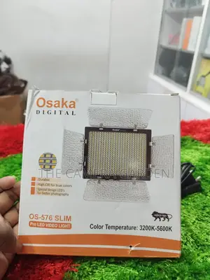 ওসাকা ৫৭৬ প্রফেশনাল এলইডি ভিডিও লাইট