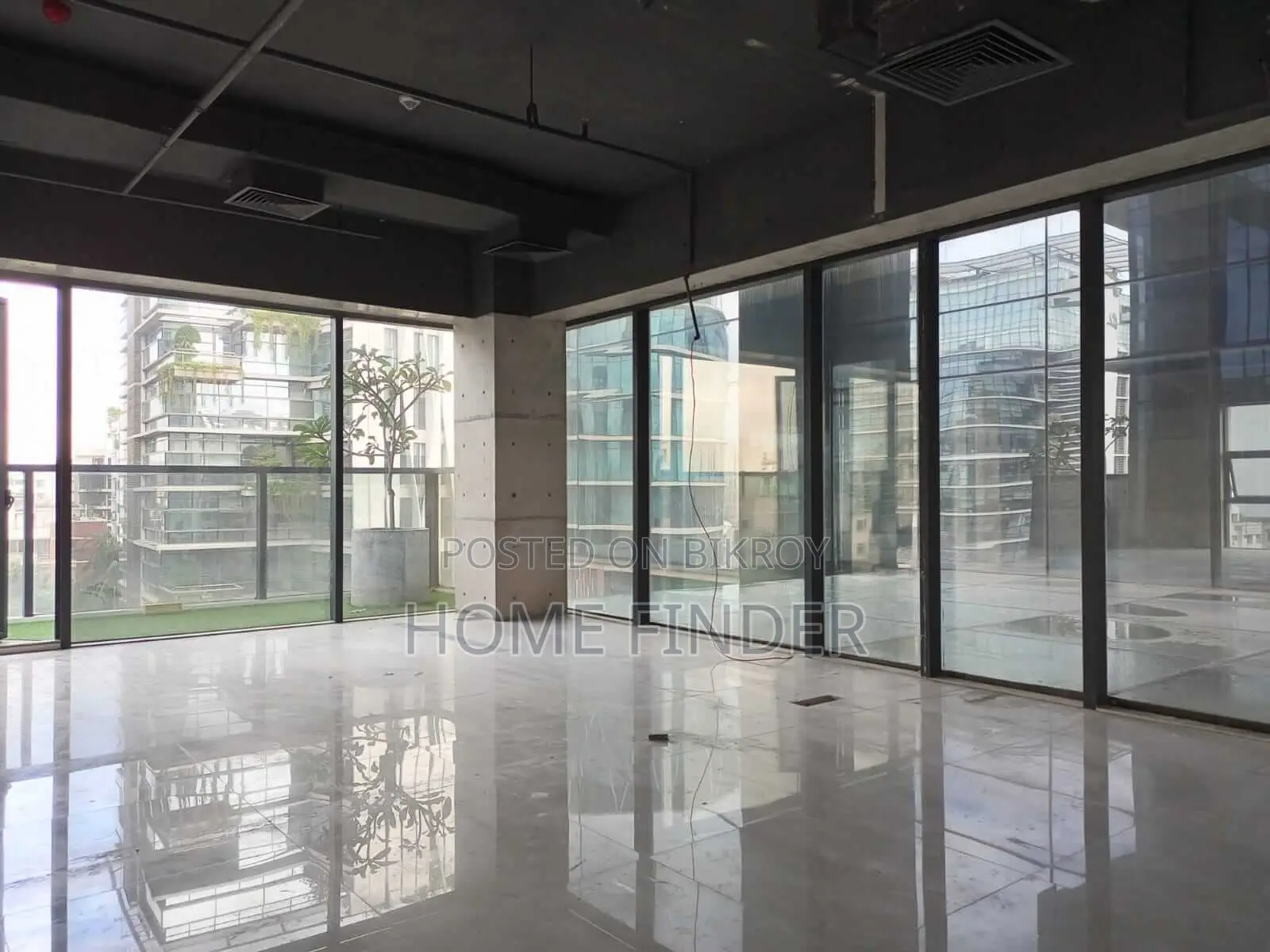 5800 Sq Ft (13th floor) Commercial Space Rent In GULSHAN Avenue