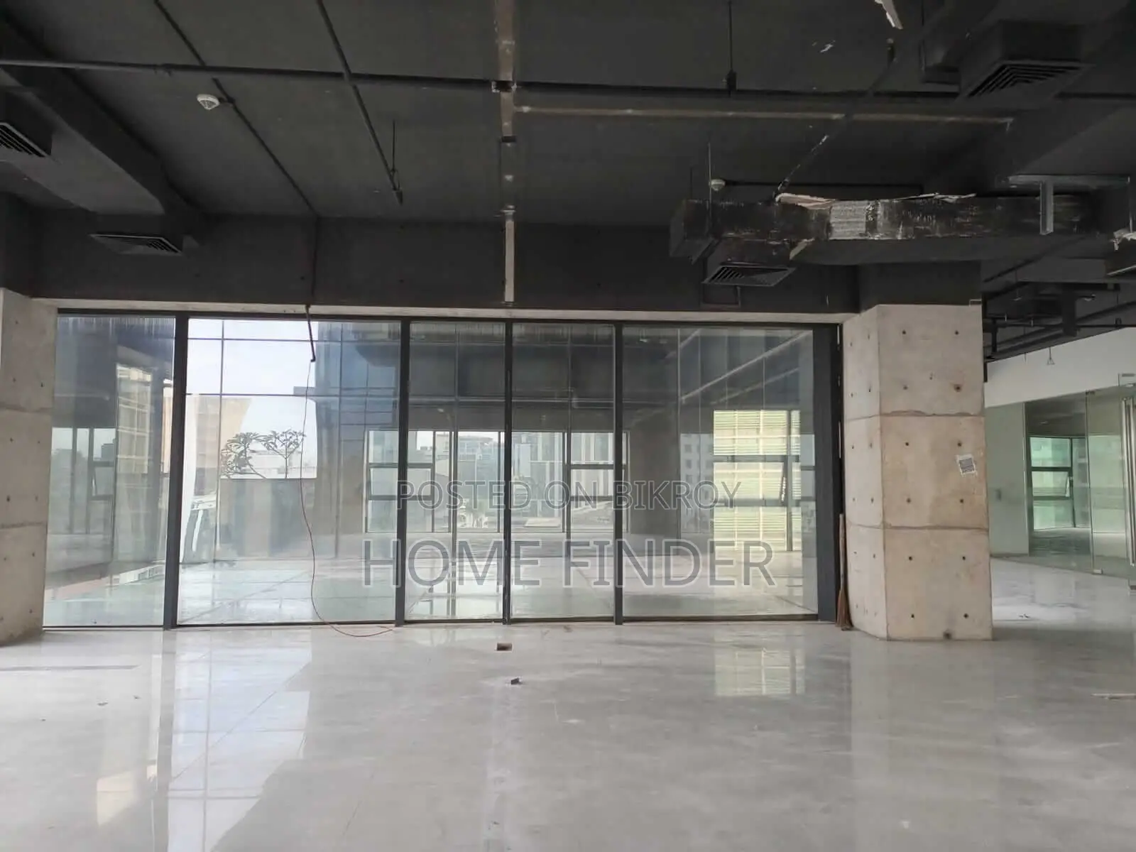 5800 Sq Ft (13th floor) Commercial Space Rent In GULSHAN Avenue