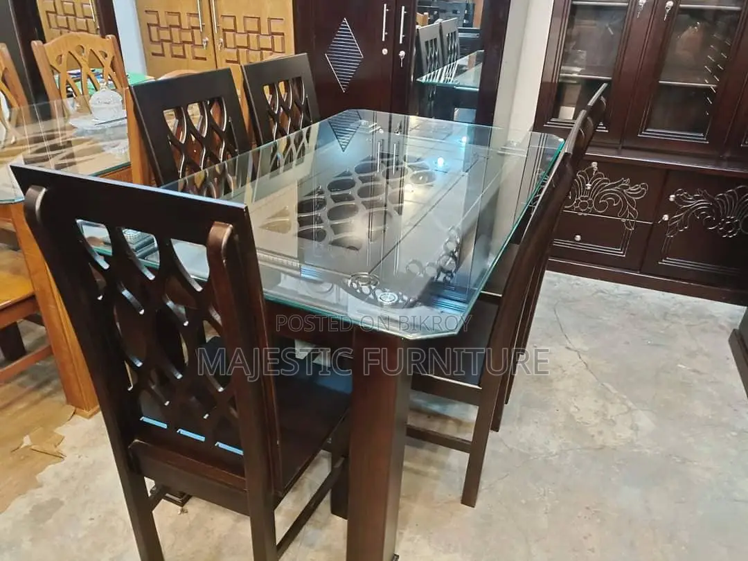 New Dining Set. M# 1682
