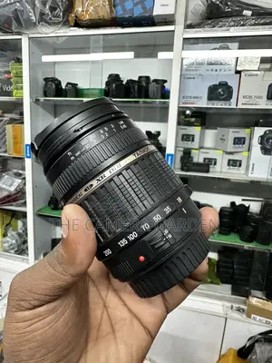 Tamron 18-200mm লেন্স