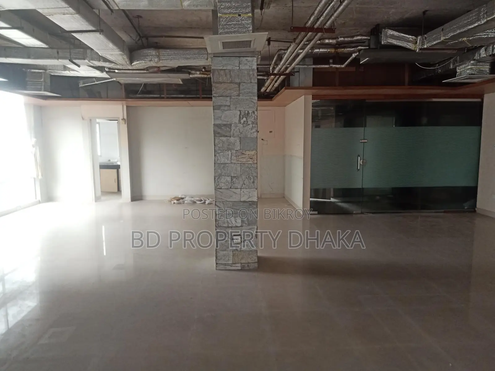 4000 Sqft ground floor shop /showroom/code Rent in Gulshan