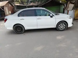 Rent an Axio